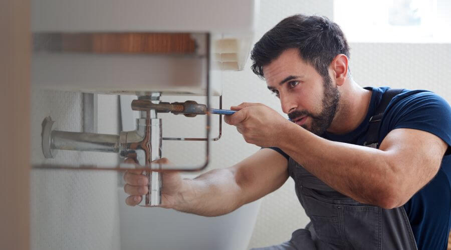 Expert burst pipe repair services in Vida, OR